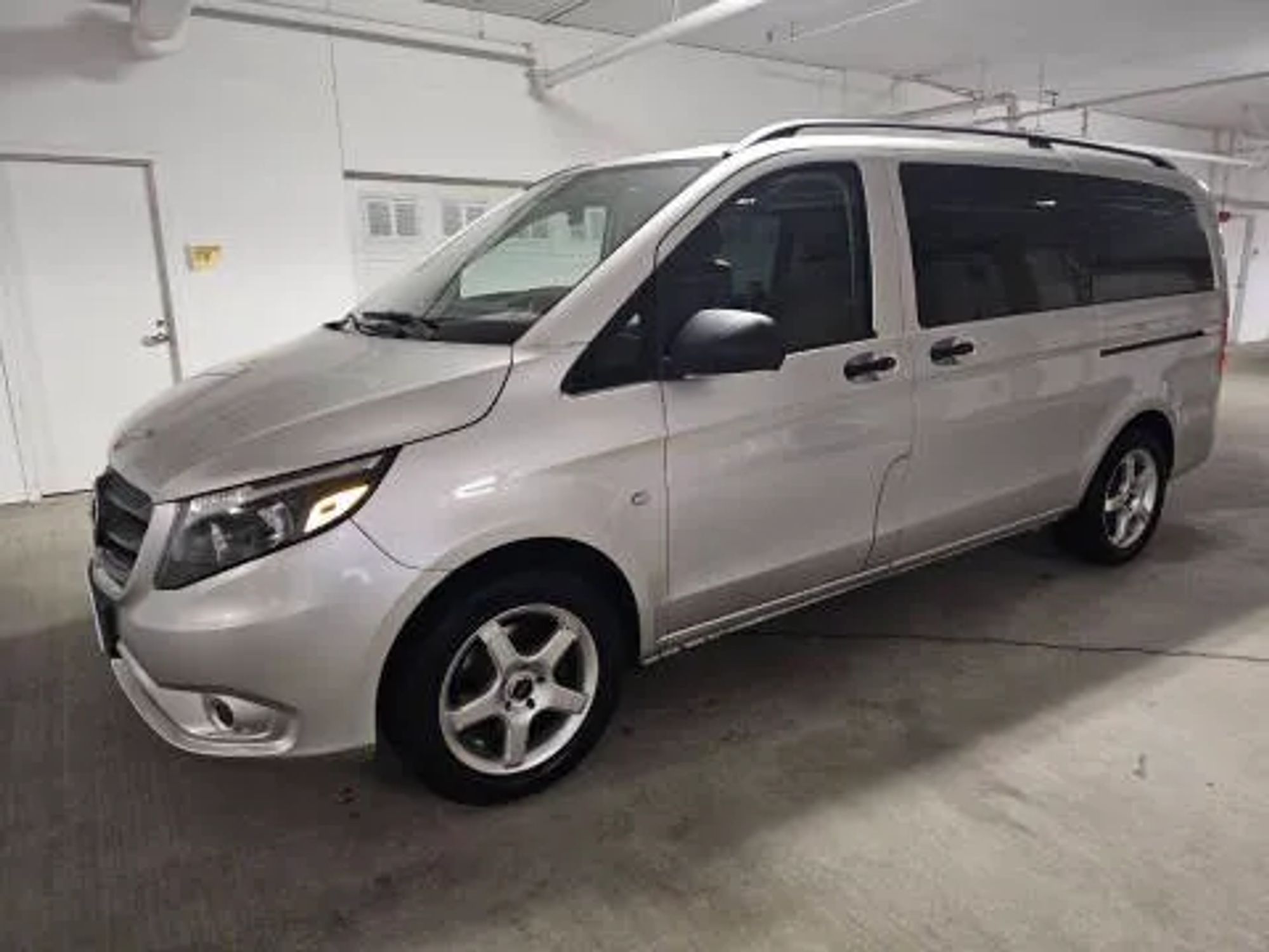 mercedes-benz metris passenger van 2016 WD4PG2EE3G3107990 image mercedes-benz metris passenger van 2016 WD4PG2EE3G3107990 image